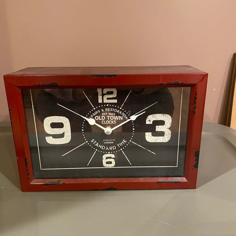Decorative clock